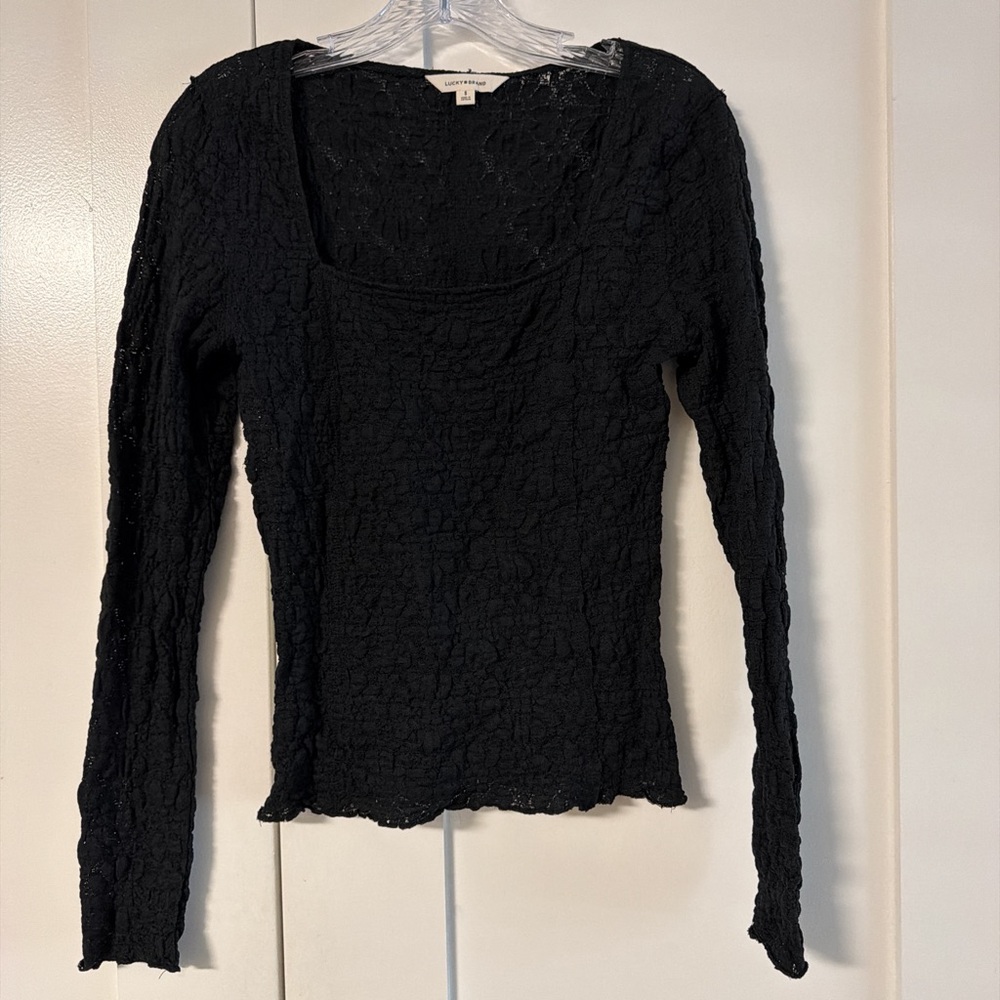 Lucky Brand Black Textured Long-Sleeve Scoop Neck Tee